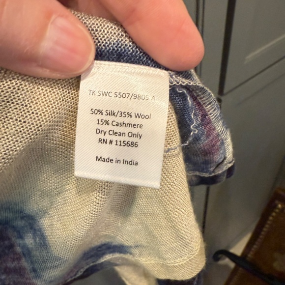 Johnny Was cardigan sweater, size L - Picture 6 of 11